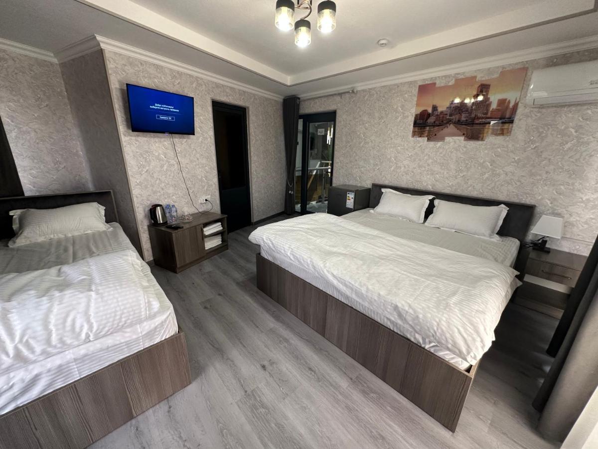 Byond Hotel & Hostel Tashkent Luaran gambar