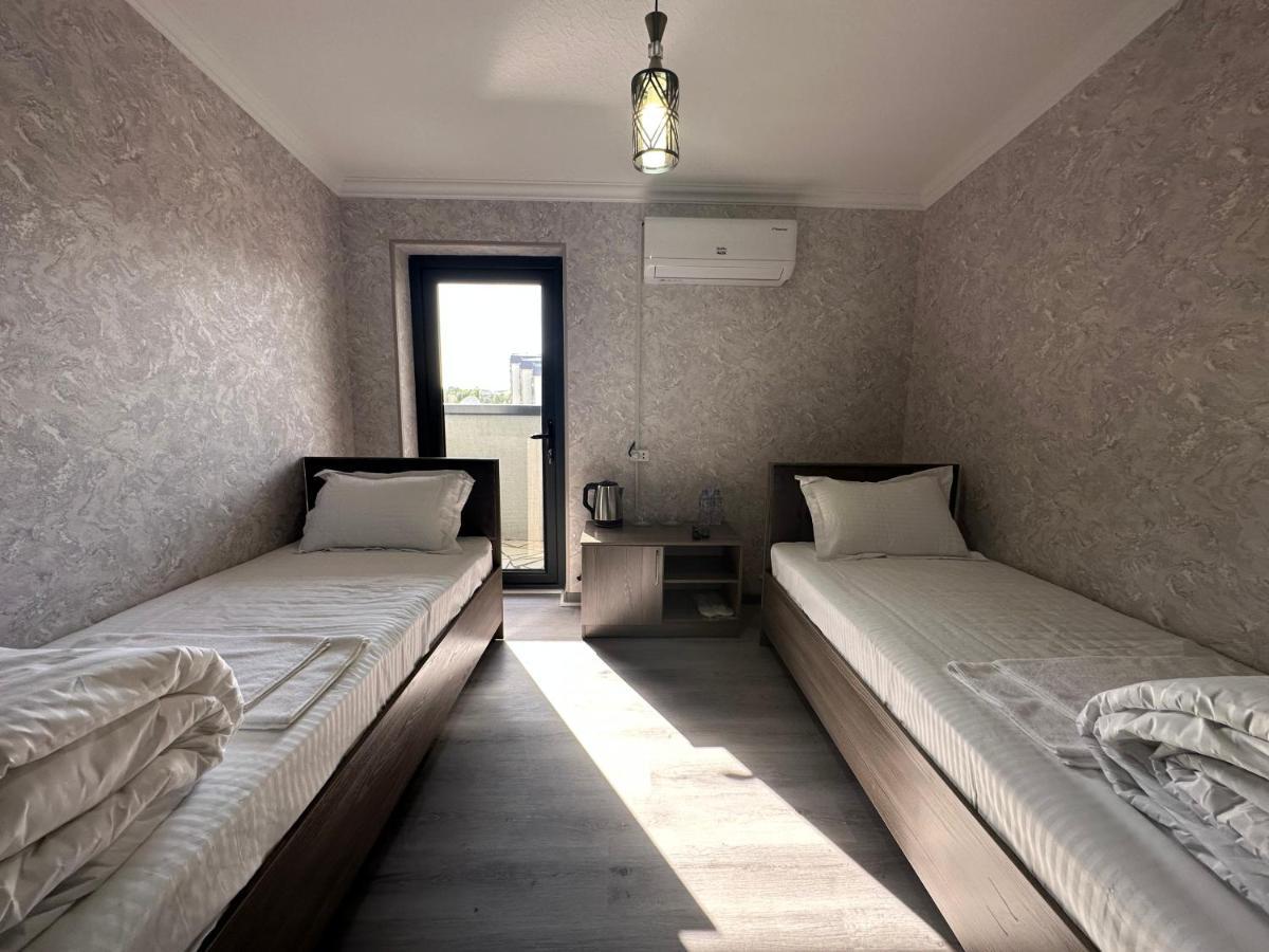 Byond Hotel & Hostel Tashkent Luaran gambar