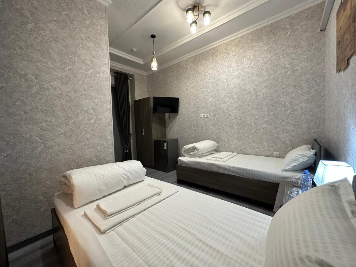 Byond Hotel & Hostel Tashkent Luaran gambar